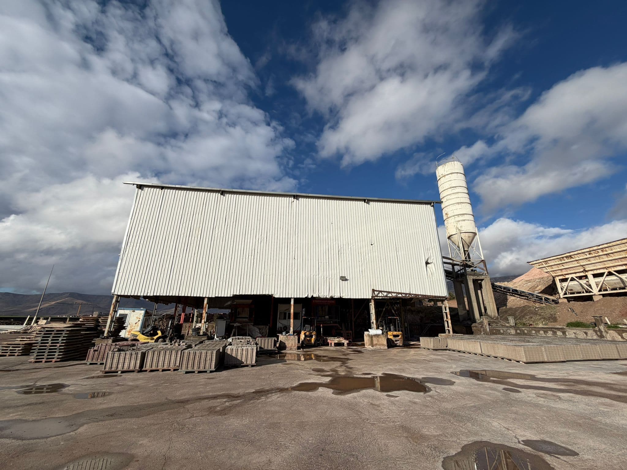 Ready-Mix Concrete Production Plants
